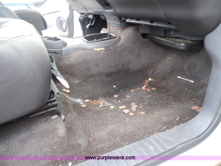 image for item I3367 2000 Dodge Durango SLT SUV