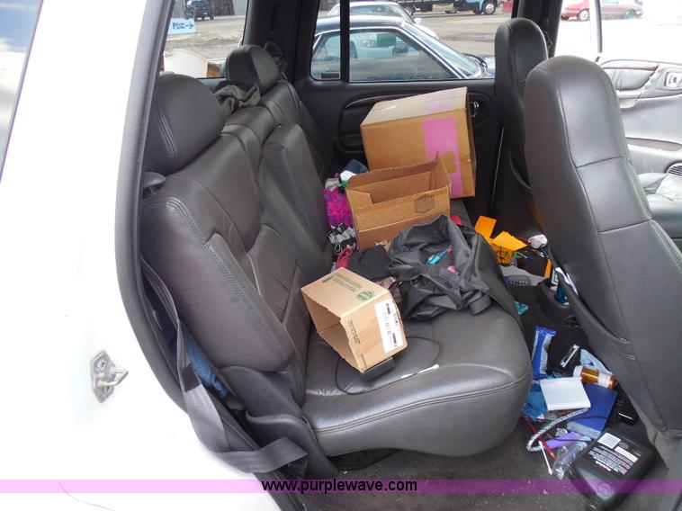 image for item I3367 2000 Dodge Durango SLT SUV