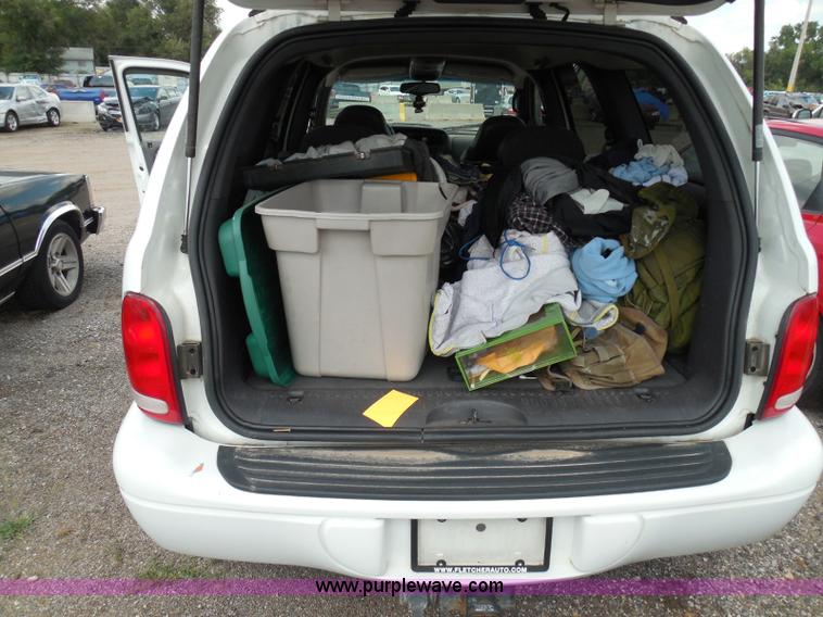 image for item I3367 2000 Dodge Durango SLT SUV