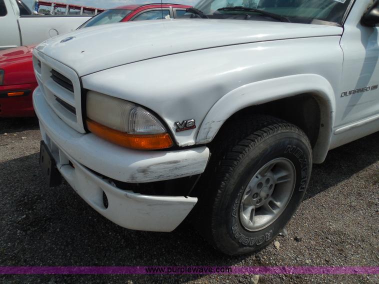 image for item I3367 2000 Dodge Durango SLT SUV