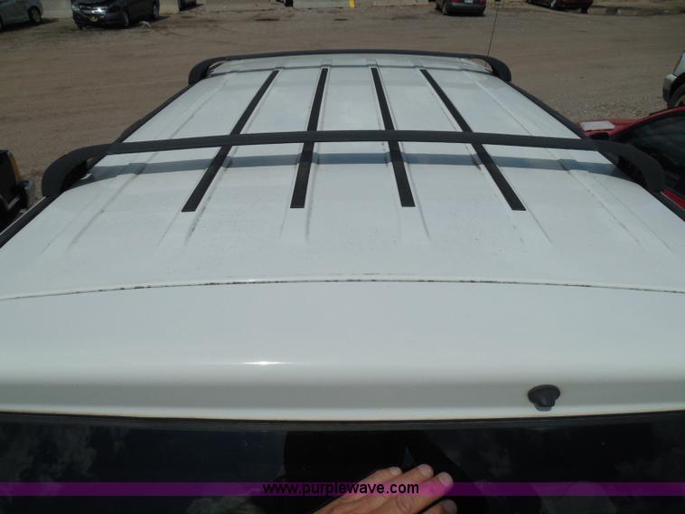 image for item I3367 2000 Dodge Durango SLT SUV