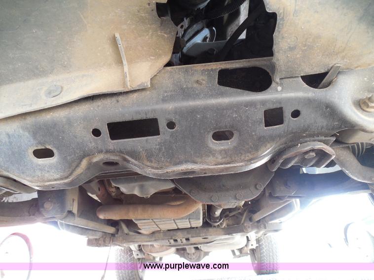 image for item I3367 2000 Dodge Durango SLT SUV