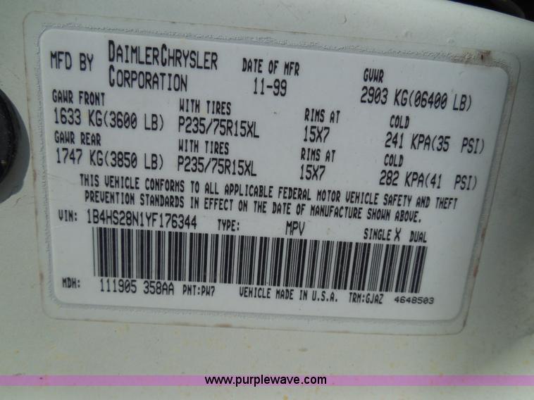 image for item I3367 2000 Dodge Durango SLT SUV