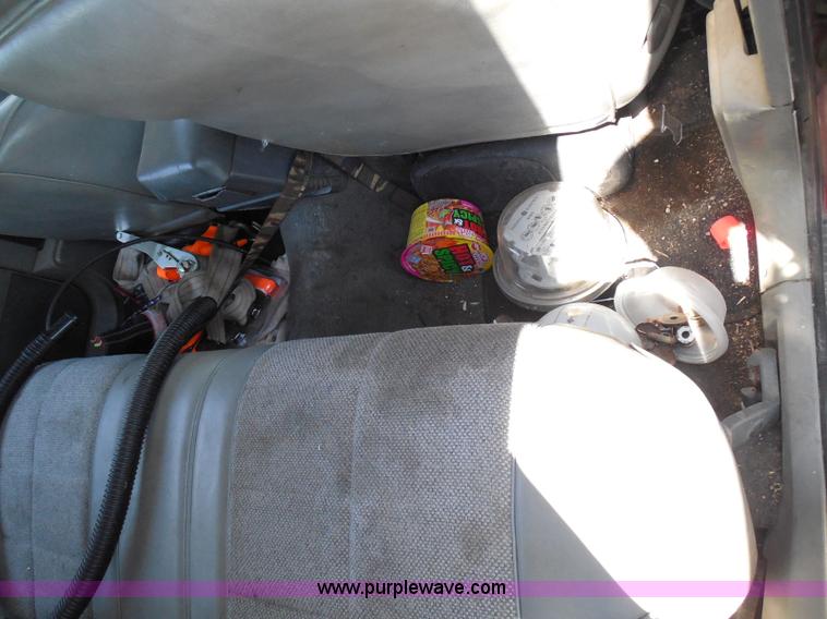 image for item I3369 1990 Jeep Cherokee Laredo SUV