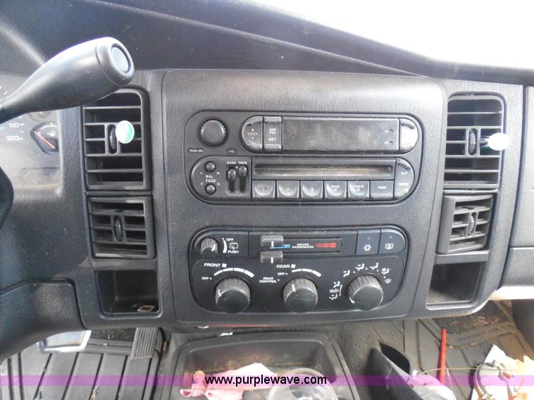 image for item I3370 2002 Dodge Durango SLT Limited Edition SUV