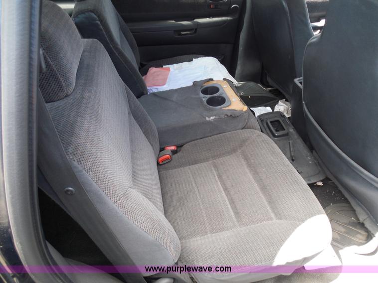 image for item I3370 2002 Dodge Durango SLT Limited Edition SUV