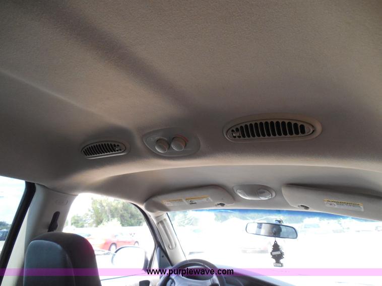 image for item I3370 2002 Dodge Durango SLT Limited Edition SUV