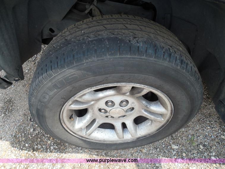 image for item I3370 2002 Dodge Durango SLT Limited Edition SUV