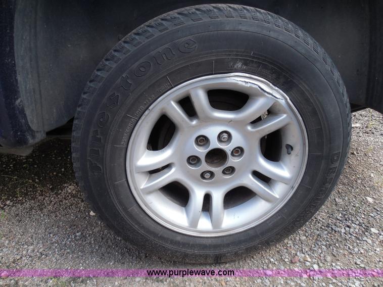 image for item I3370 2002 Dodge Durango SLT Limited Edition SUV