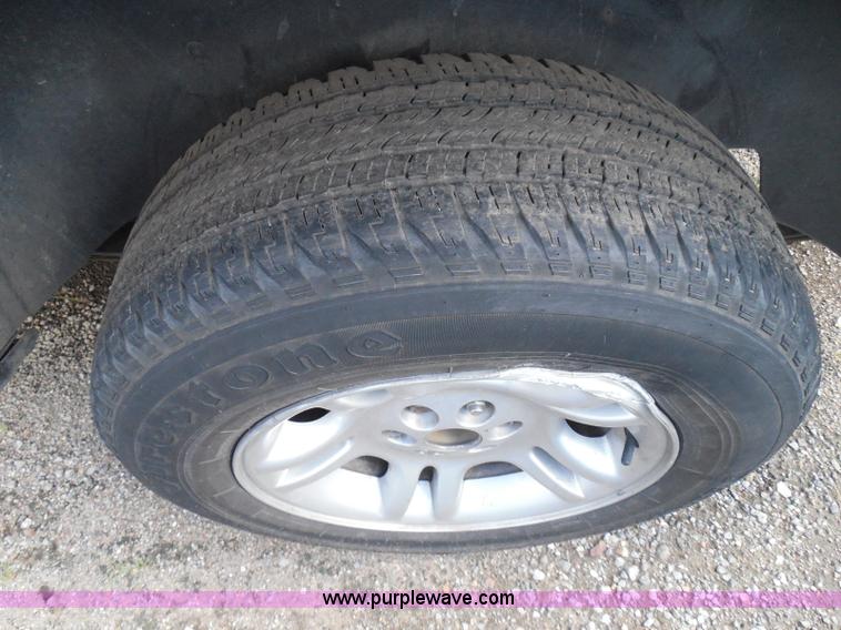 image for item I3370 2002 Dodge Durango SLT Limited Edition SUV