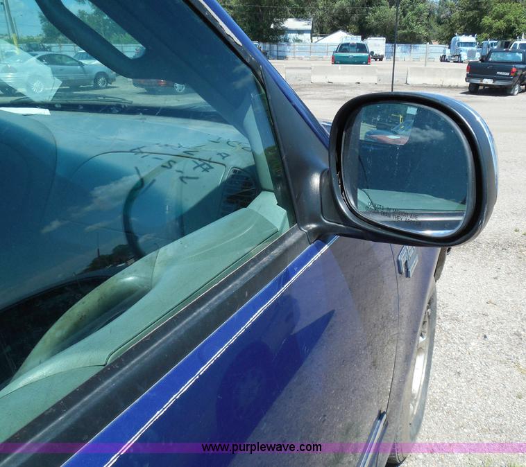 image for item I3371 1998 Ford F150 XLT SuperCab pickup truck