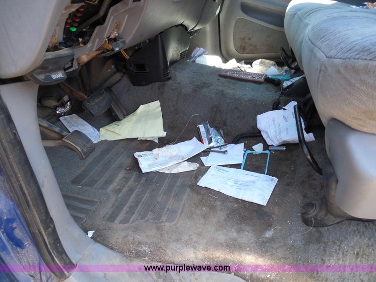 image for item I3371 1998 Ford F150 XLT SuperCab pickup truck