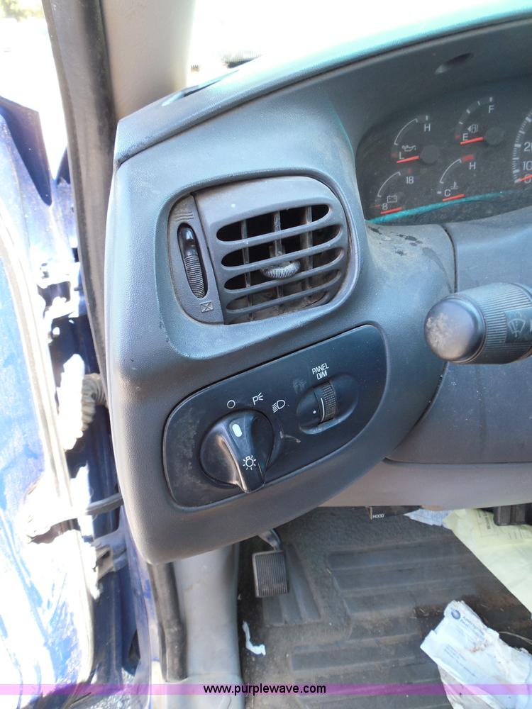 image for item I3371 1998 Ford F150 XLT SuperCab pickup truck