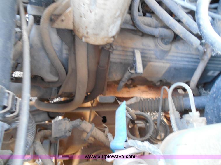 image for item I3371 1998 Ford F150 XLT SuperCab pickup truck