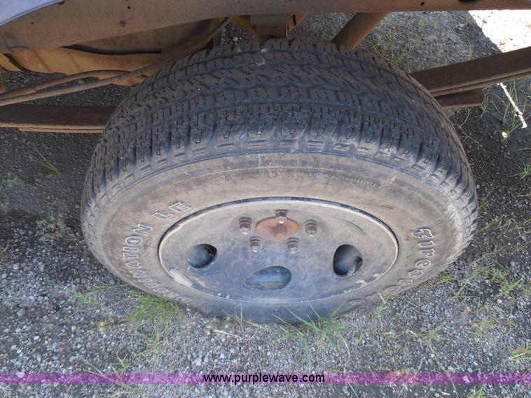 image for item I3371 1998 Ford F150 XLT SuperCab pickup truck