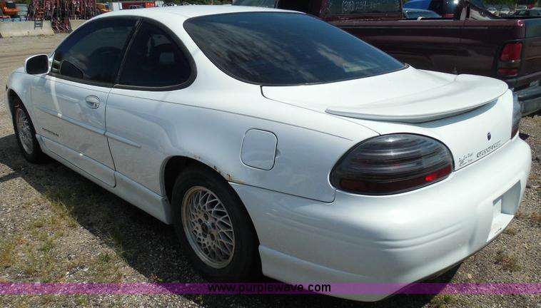image for item I3372 2000 Pontiac Grand Prix GT