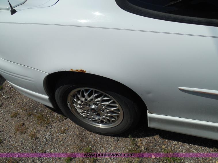 image for item I3372 2000 Pontiac Grand Prix GT