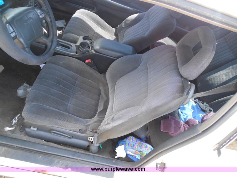 image for item I3372 2000 Pontiac Grand Prix GT