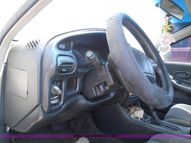 image for item I3372 2000 Pontiac Grand Prix GT