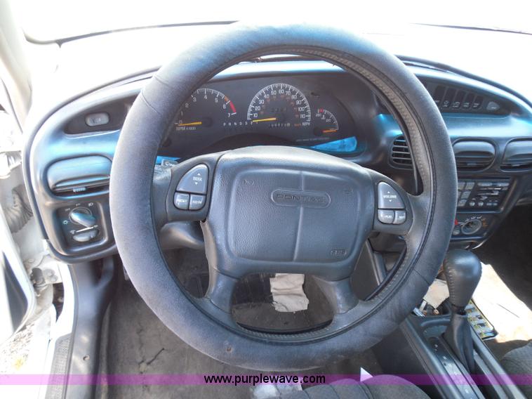 image for item I3372 2000 Pontiac Grand Prix GT