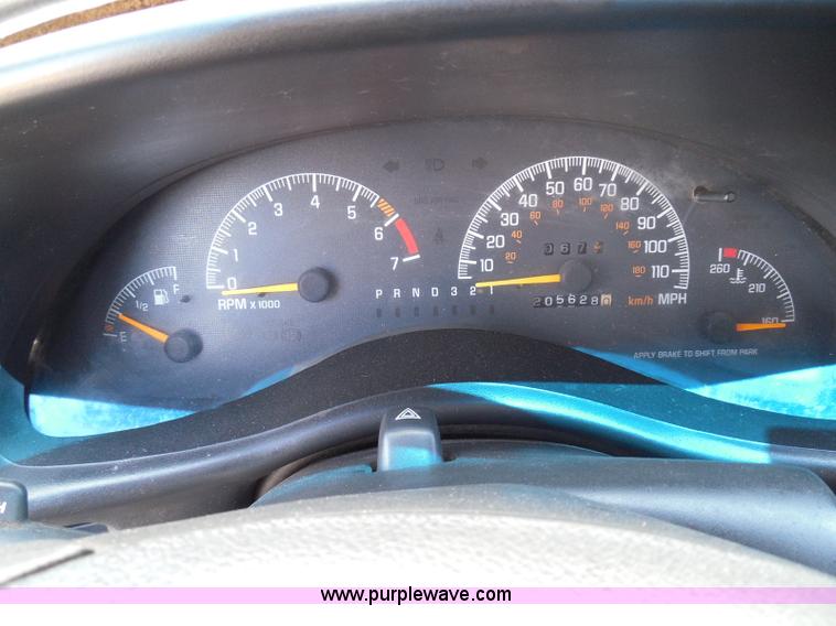 image for item I3372 2000 Pontiac Grand Prix GT