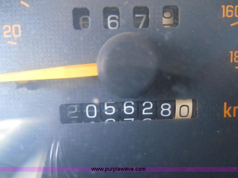 image for item I3372 2000 Pontiac Grand Prix GT