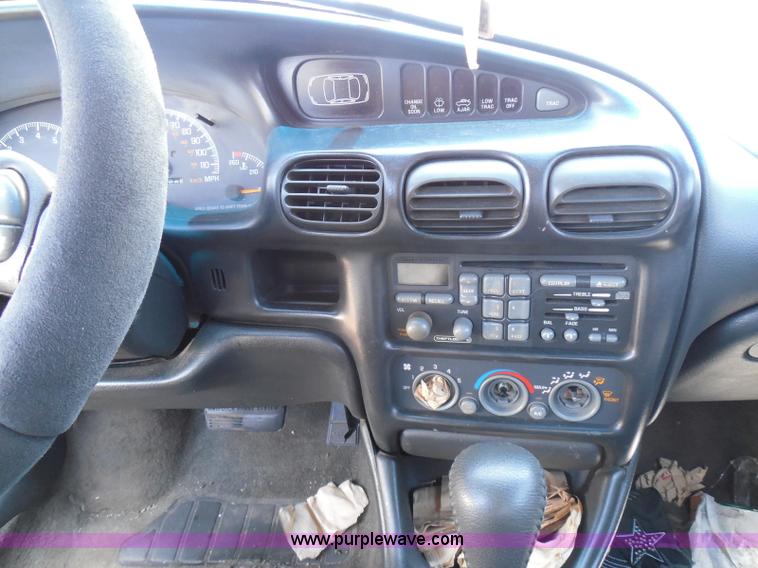 image for item I3372 2000 Pontiac Grand Prix GT