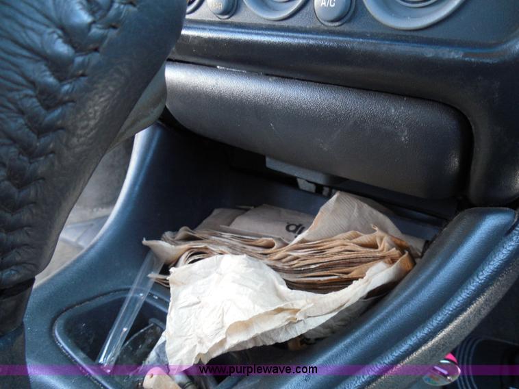 image for item I3372 2000 Pontiac Grand Prix GT