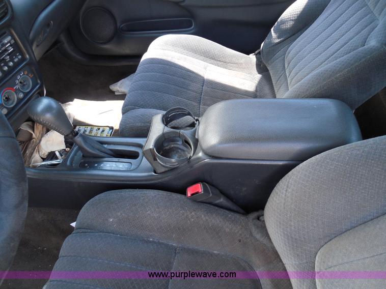 image for item I3372 2000 Pontiac Grand Prix GT