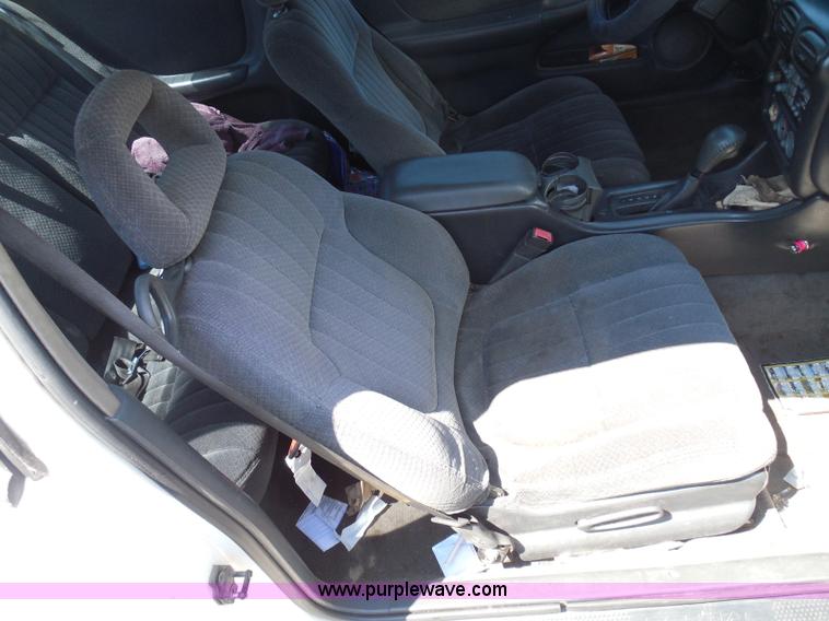 image for item I3372 2000 Pontiac Grand Prix GT