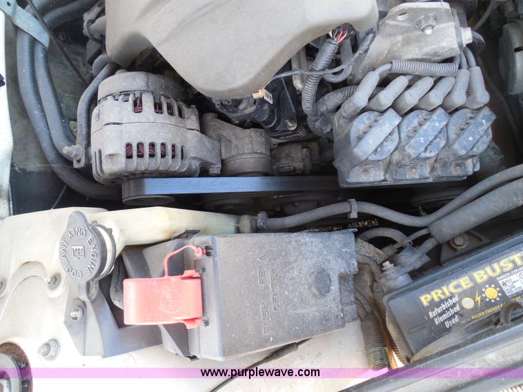 image for item I3372 2000 Pontiac Grand Prix GT