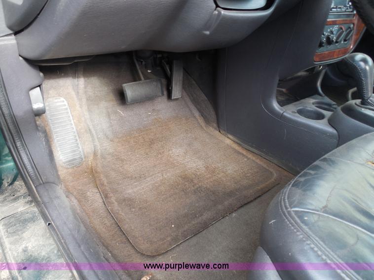 image for item I3389 1999 Chrysler Sebring JXi convertible