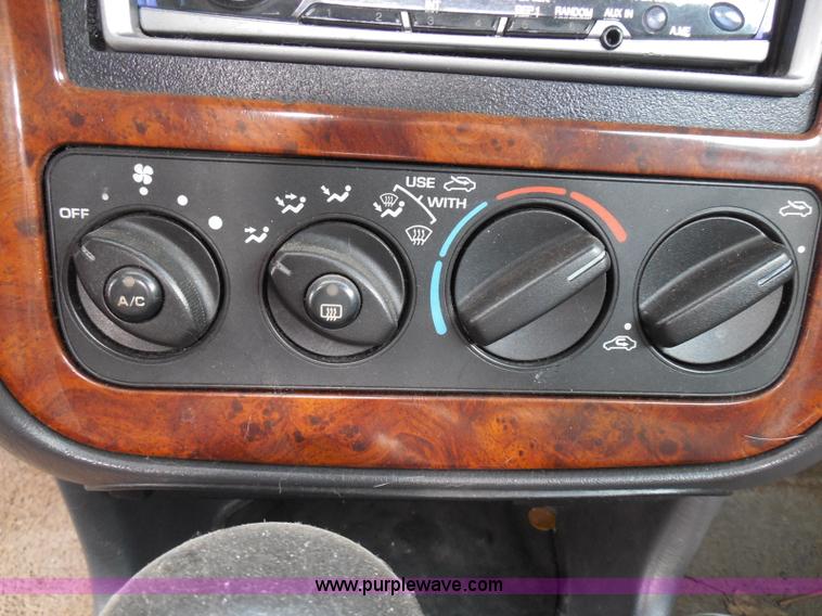 image for item I3389 1999 Chrysler Sebring JXi convertible