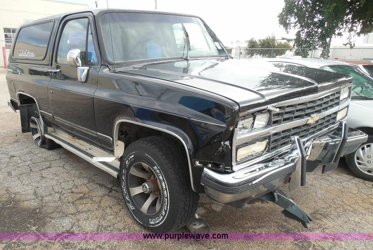 image for item I3391 1989 Chevrolet Blazer SUV
