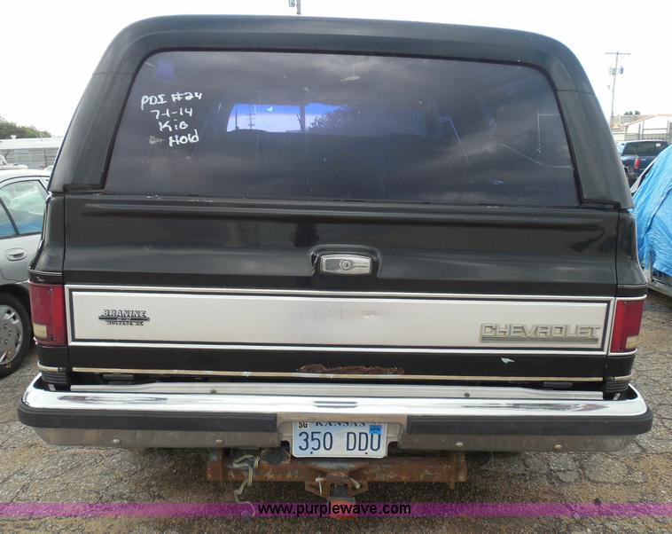 image for item I3391 1989 Chevrolet Blazer SUV