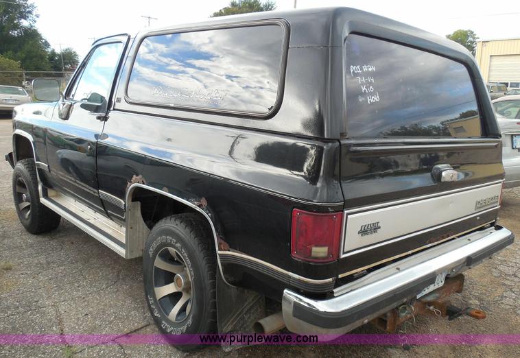 image for item I3391 1989 Chevrolet Blazer SUV