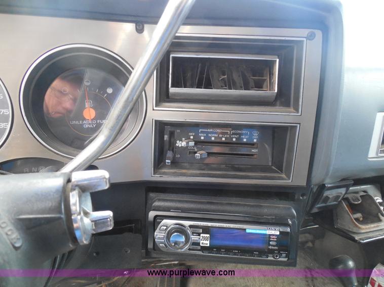 image for item I3391 1989 Chevrolet Blazer SUV