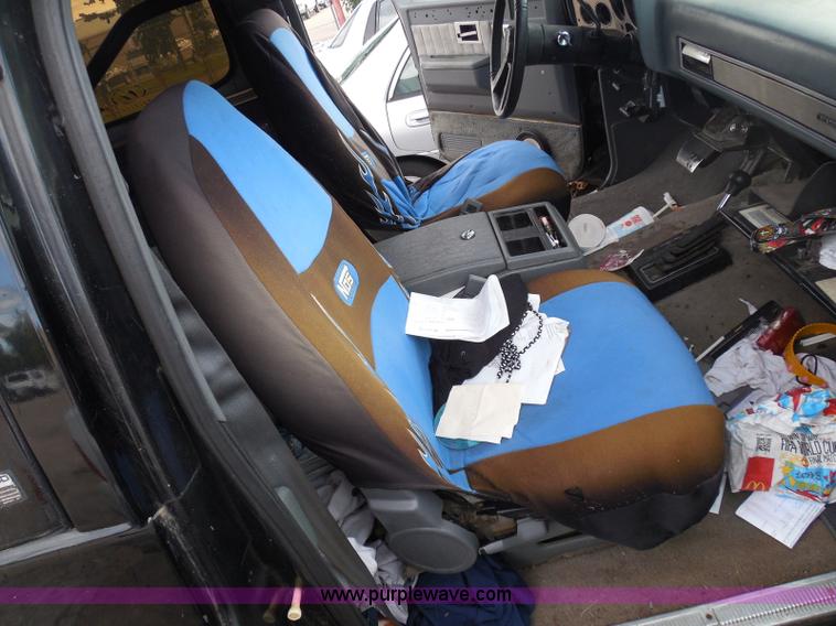 image for item I3391 1989 Chevrolet Blazer SUV