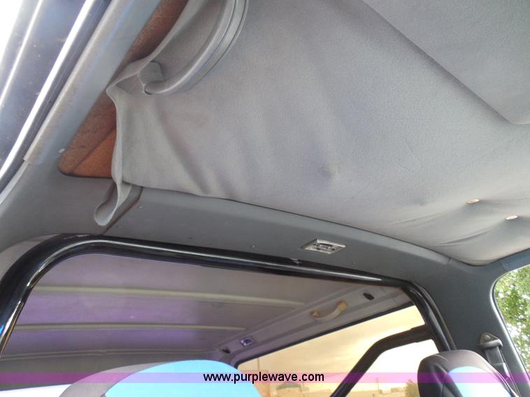 image for item I3391 1989 Chevrolet Blazer SUV