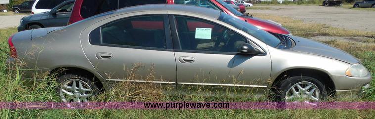 image for item I3392 2004 Dodge Intrepid SE