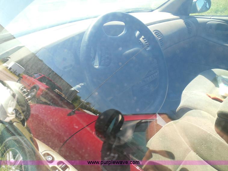 image for item I3392 2004 Dodge Intrepid SE