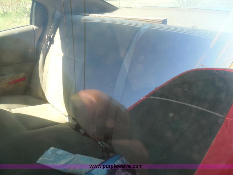 image for item I3392 2004 Dodge Intrepid SE