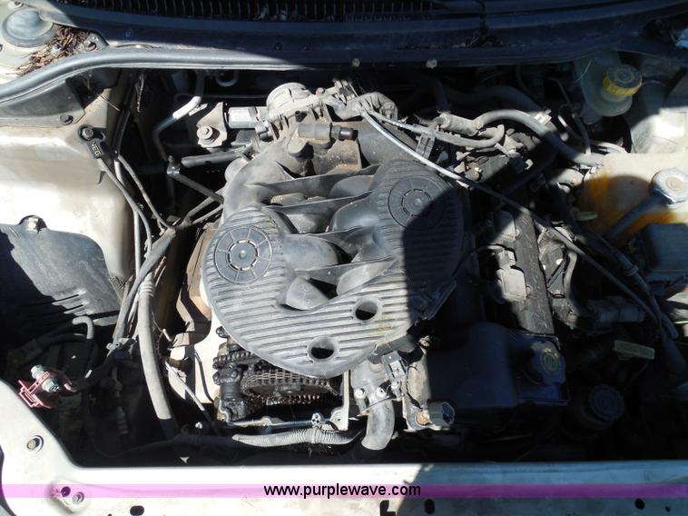 image for item I3392 2004 Dodge Intrepid SE