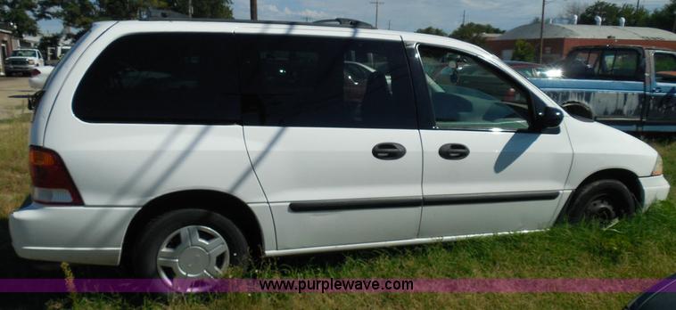 image for item I3425 2003 Ford Windstar LX van