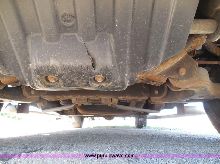 image for item I3426 2001 GMC Sierra 1500 SL Ext. Cab pickup truck