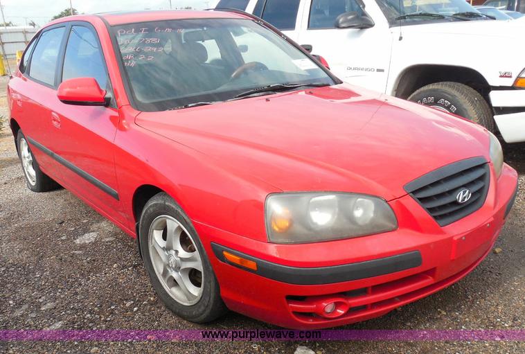image for item I3471 2004 Hyundai Elantra GT