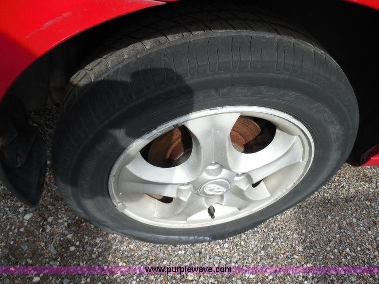 image for item I3471 2004 Hyundai Elantra GT