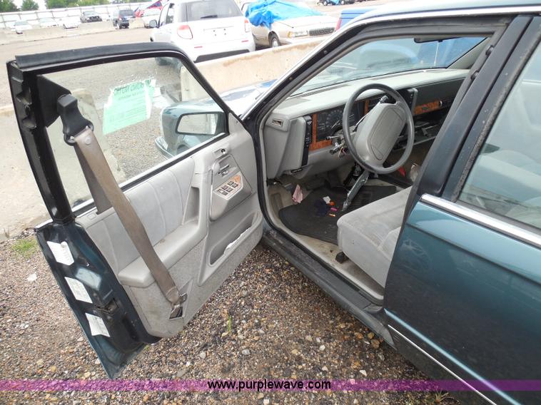 image for item I3472 1996 Buick Century