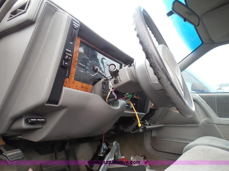 image for item I3472 1996 Buick Century