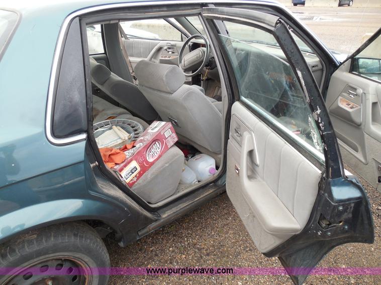 image for item I3472 1996 Buick Century